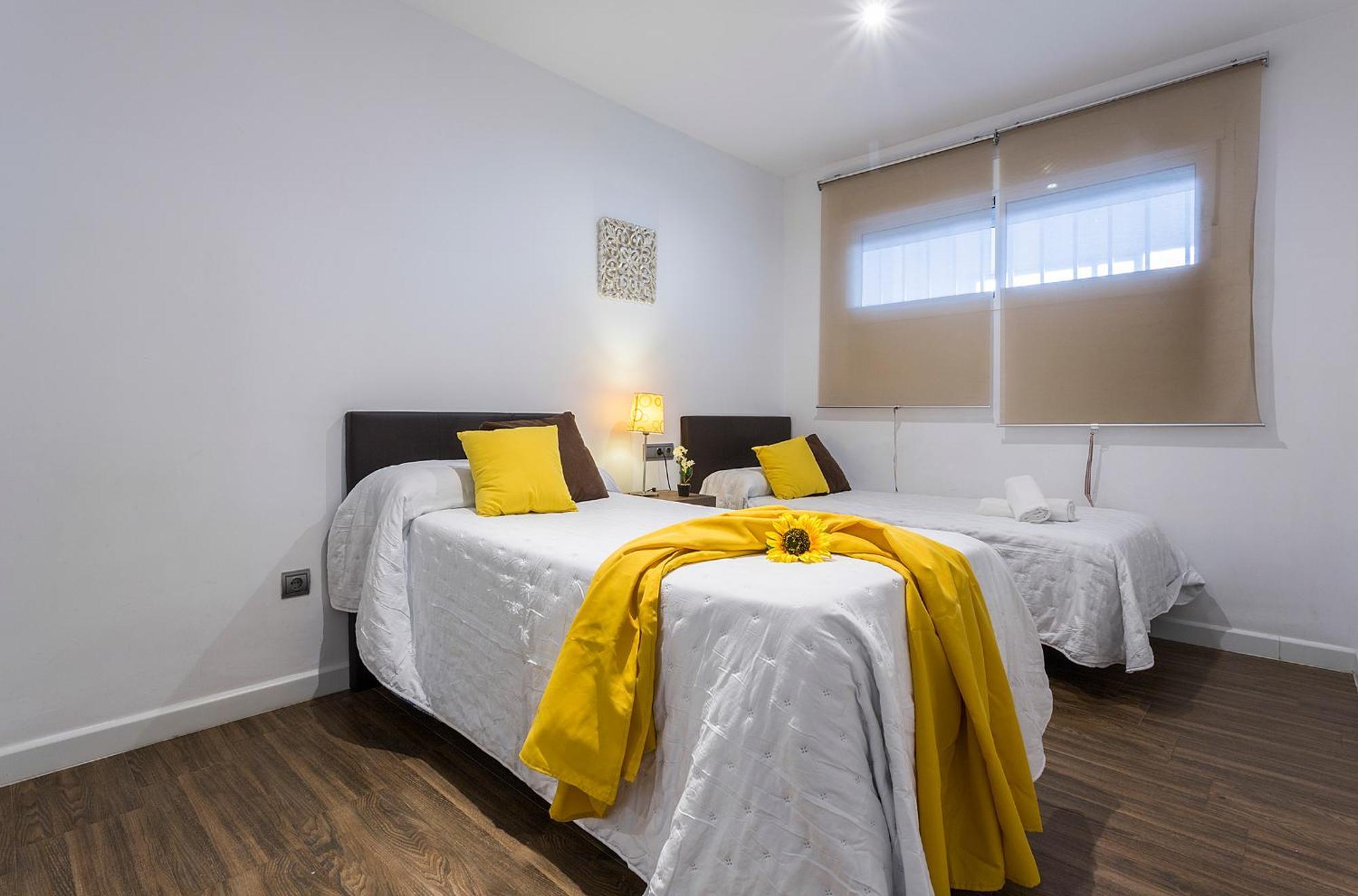 Apartment Playa Victoria Paseo Maritimo 3 Rooms